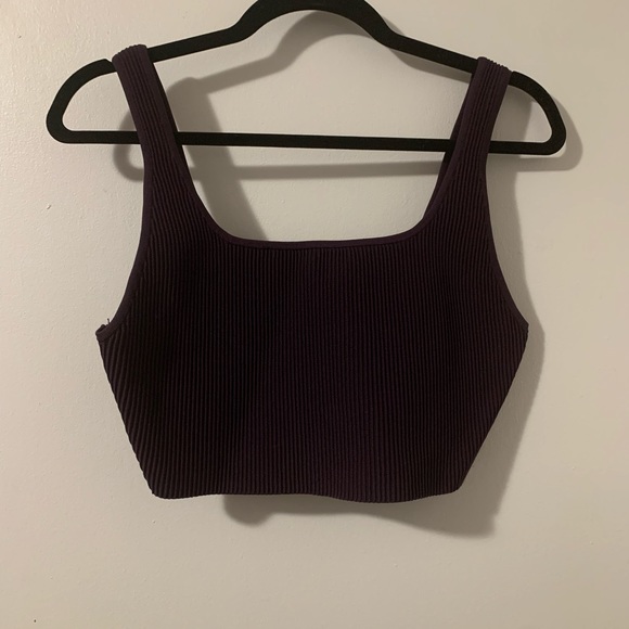 Aritzia Babaton Sculpt Knit Cropped Tank - Picture 2 of 5